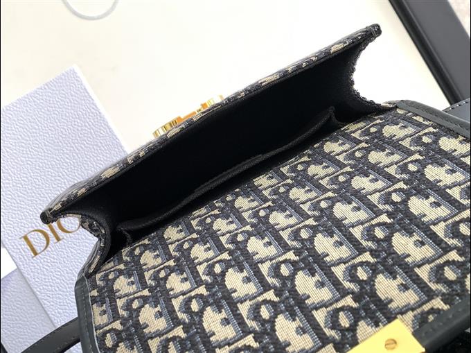 2025228Y580P204616556