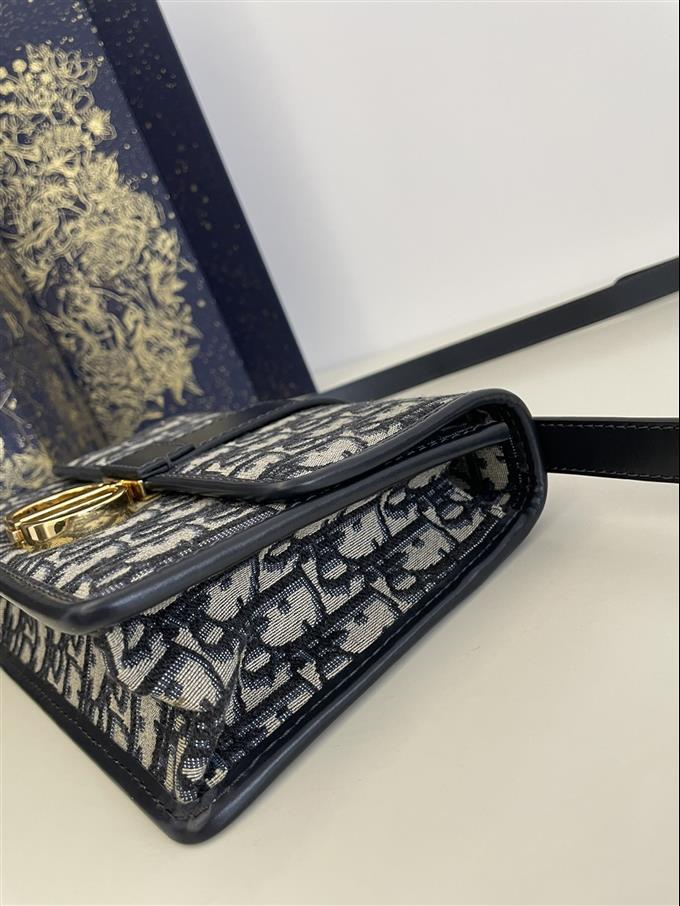 2025228Y580P204643619