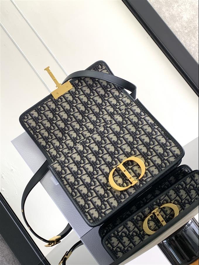 2025228Y600P204616820