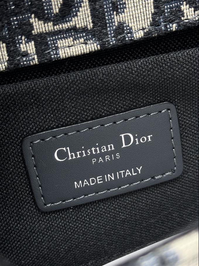 2025228Y600P204622132