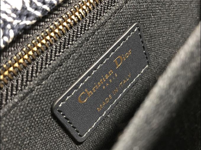 2025228Y600P204622446