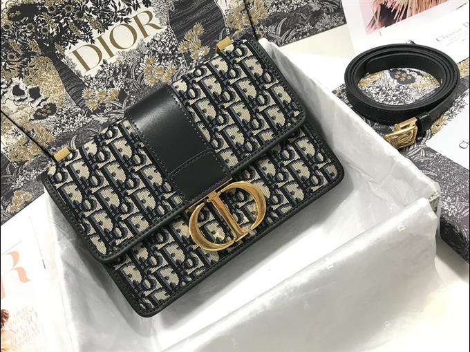 2025228Y600P204623306