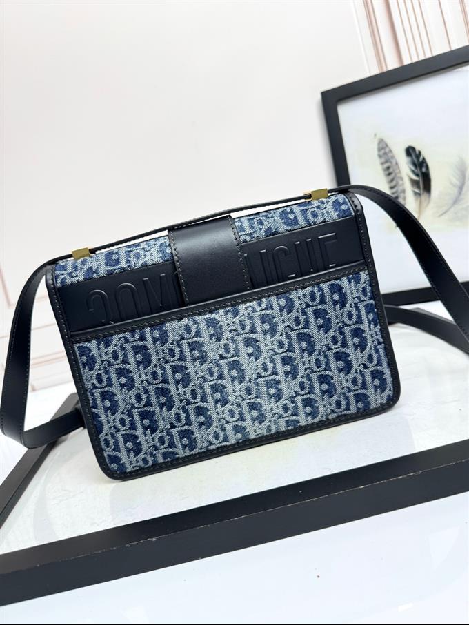 2025228Y600P204644138