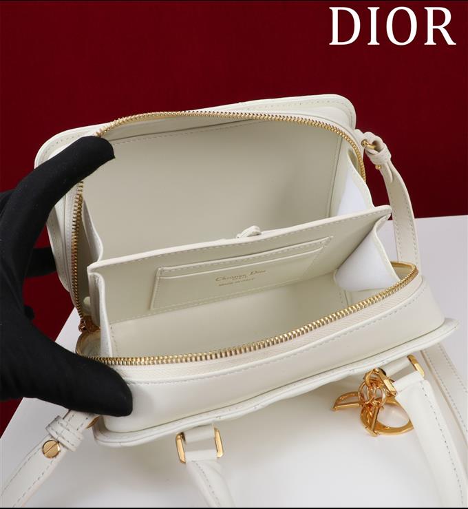 2025228Y600P204645584