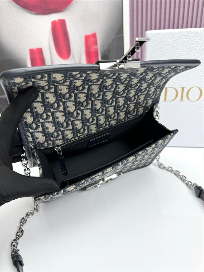 2025228Y620P204646218