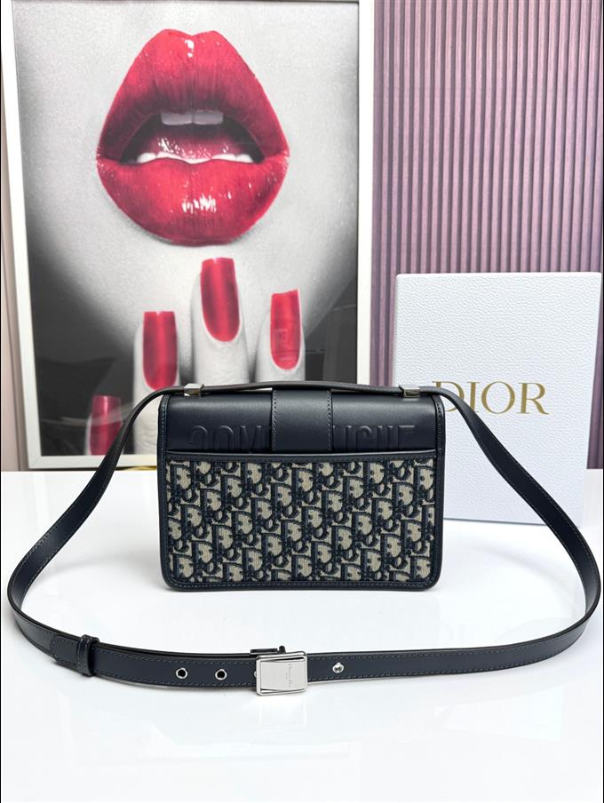 2025228Y620P20464628