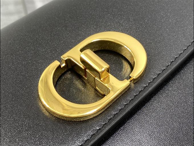 2025228Y650P204624471