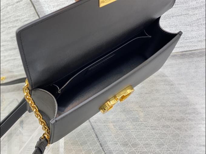 2025228Y650P204639812