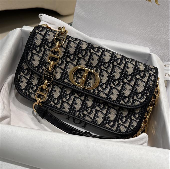 2025228Y650P204646952