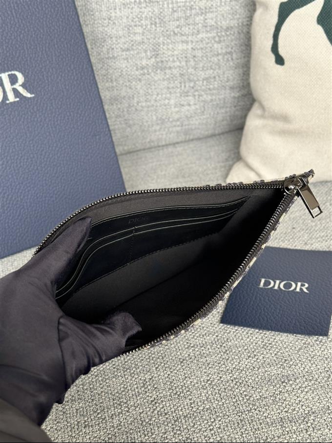 2025228Y260P211144778