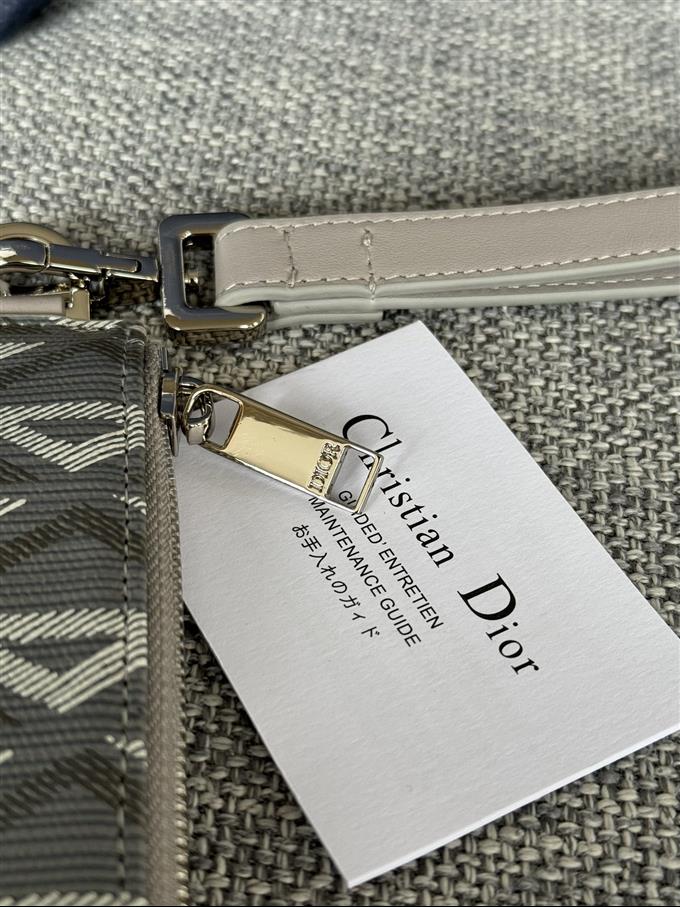 2025228Y260P211144902