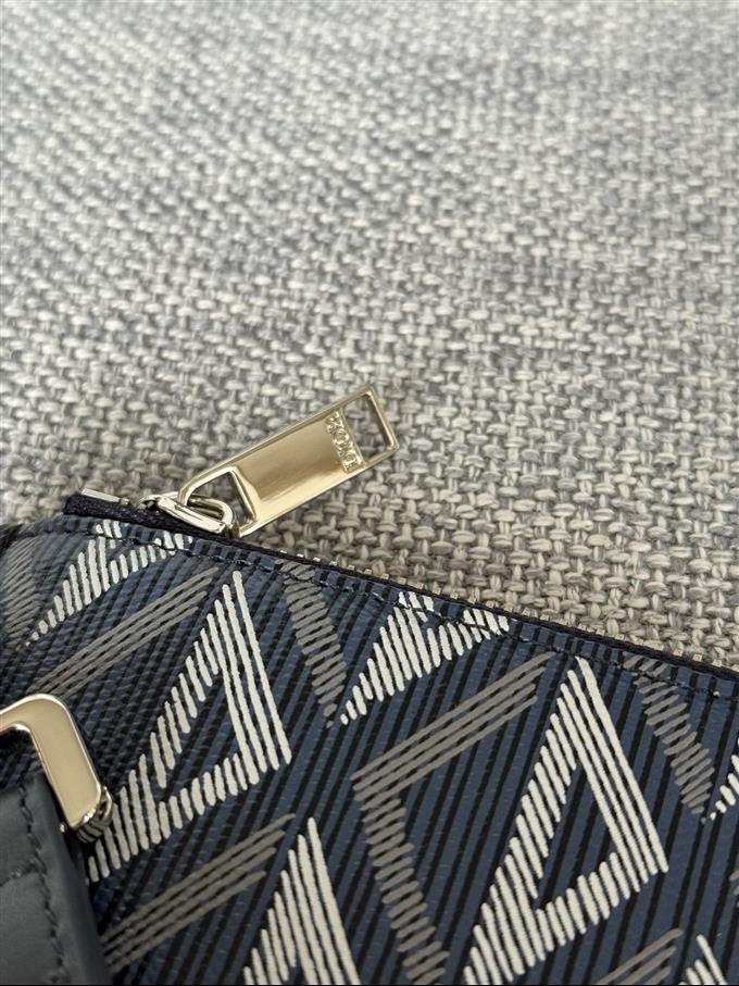 2025228Y270P212045361