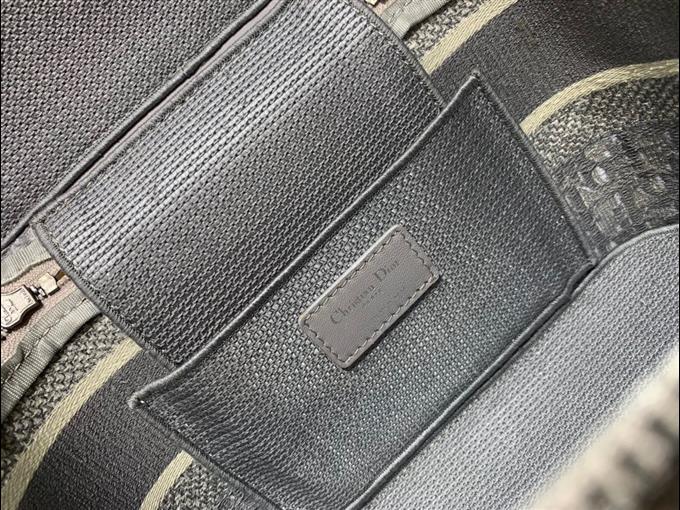 2025228Y580P215623876