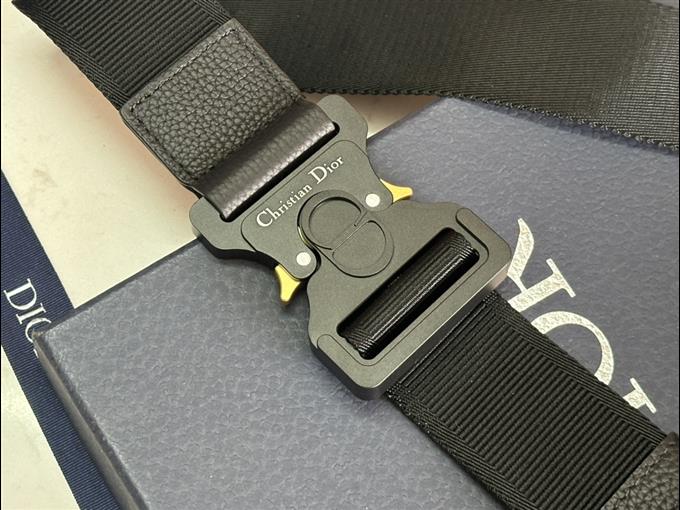 2025228Y550P212316981