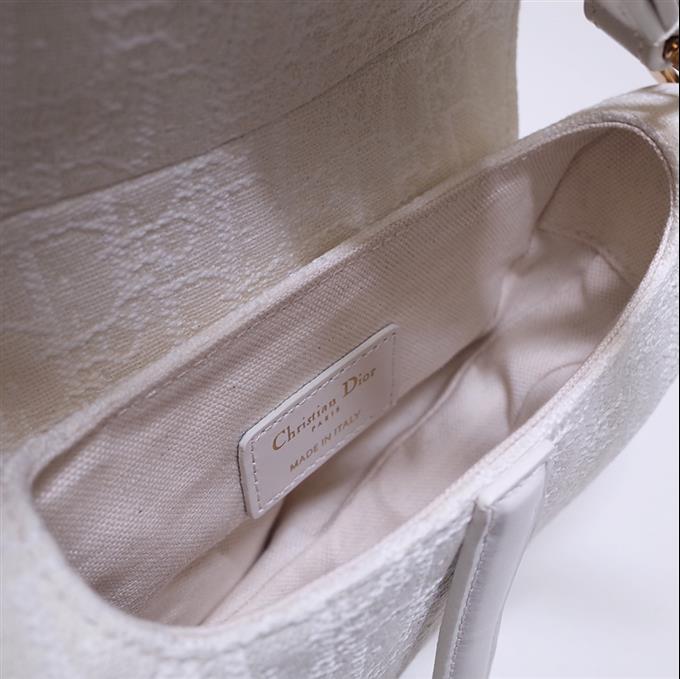 2025228Y550P21235795