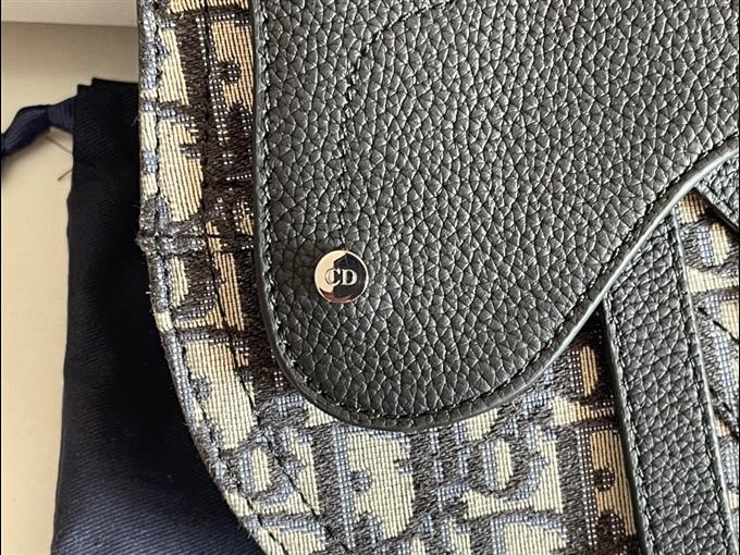 2025228Y560P212317122