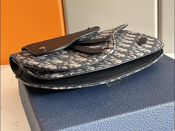 2025228Y560P21231791