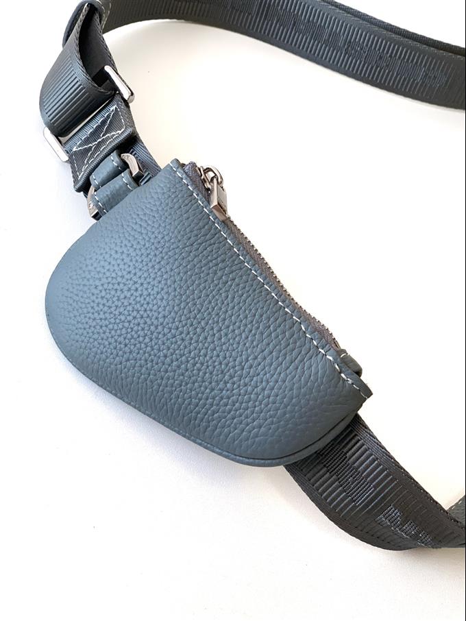 2025228Y560P21236594