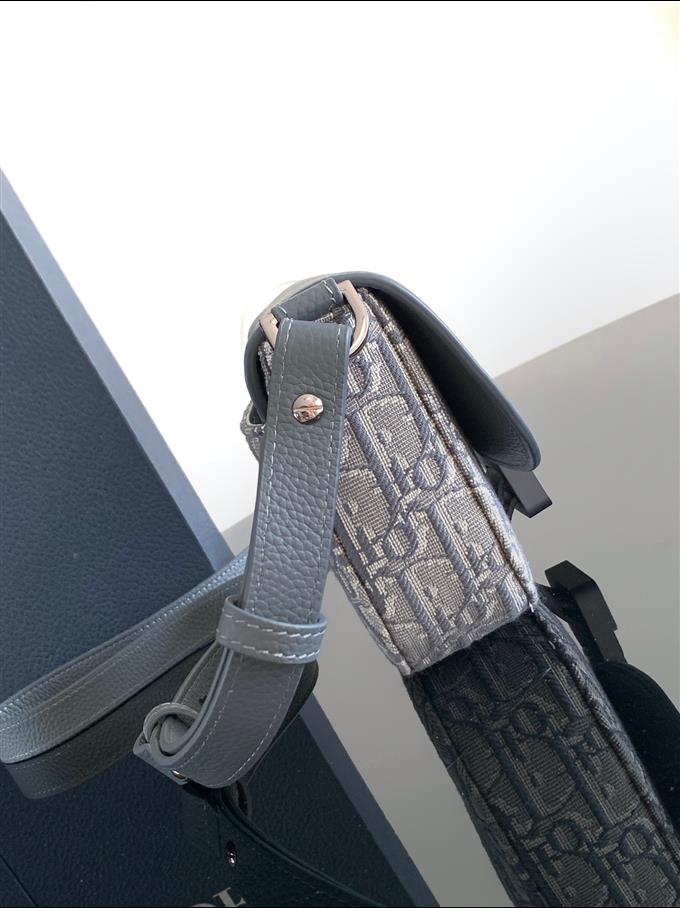 2025228Y580P21237535