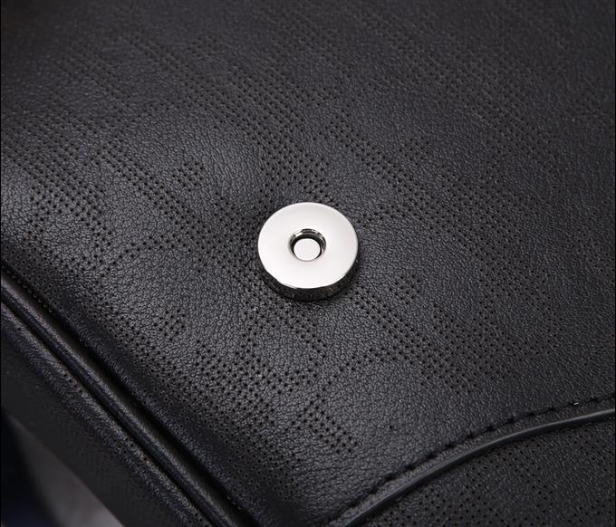 2025228Y600P212317974