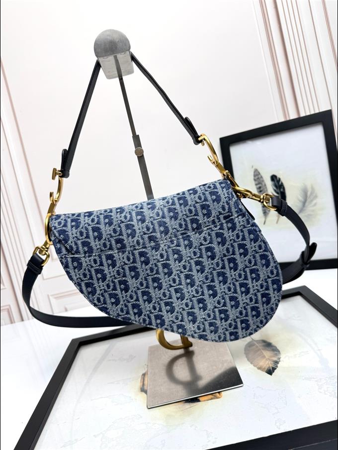 2025228Y600P21237830