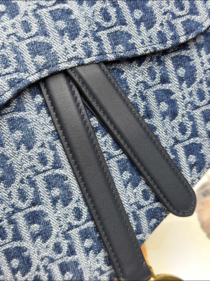 2025228Y600P21237893