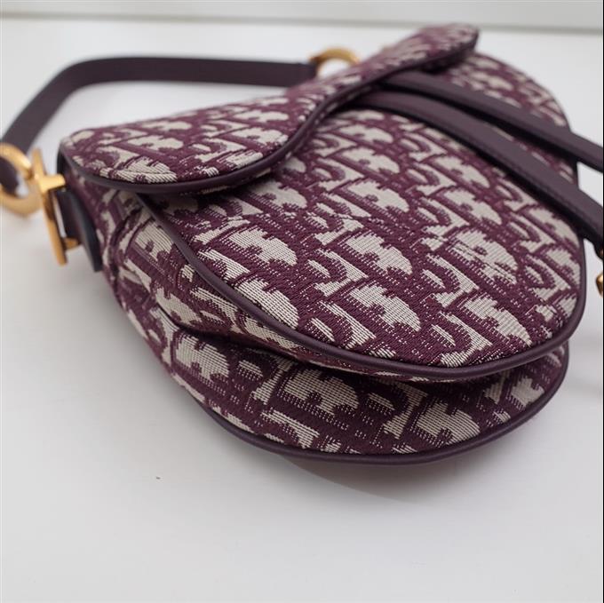 2025228Y600P21238818