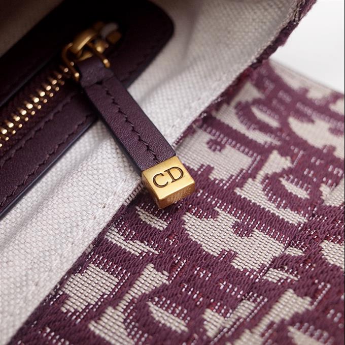 2025228Y600P21238912