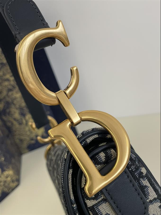 2025228Y600P21239260