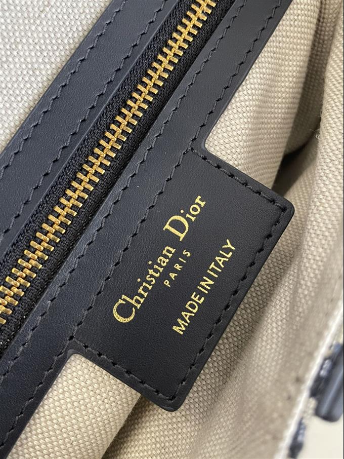 2025228Y600P21239338