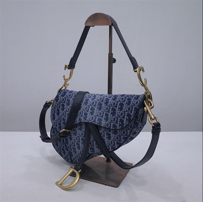 2025228Y600P21239668