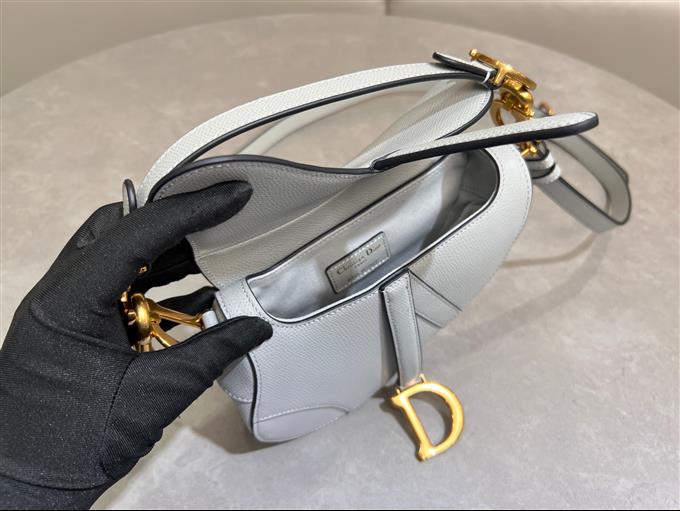 2025228Y630P212310733