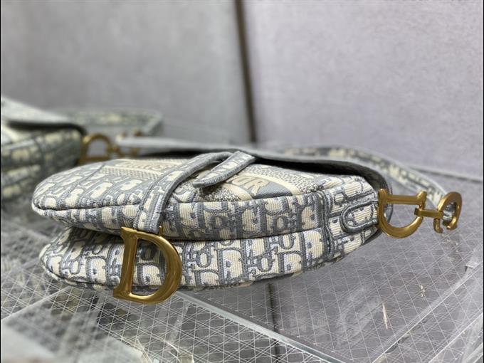 2025228Y650P212312405