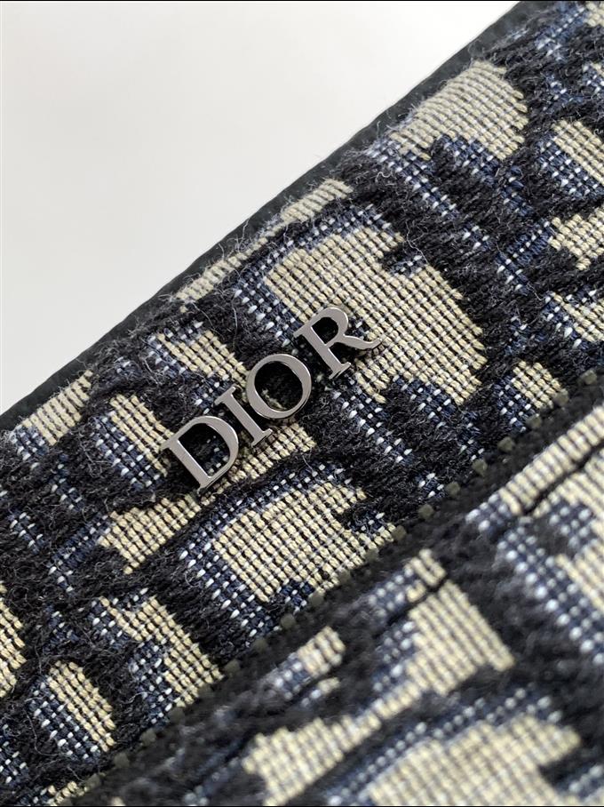 2025228Y660P21230912