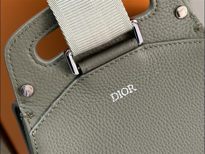 2025228Y800P212318858