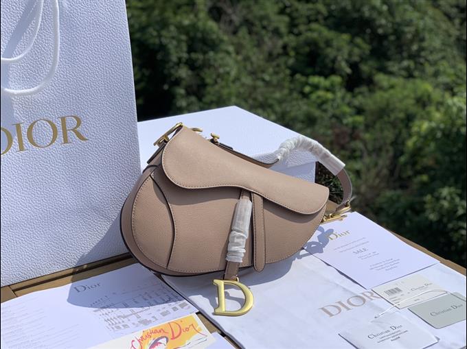 2025228Y850P21232702