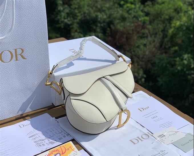 2025228Y850P21232827