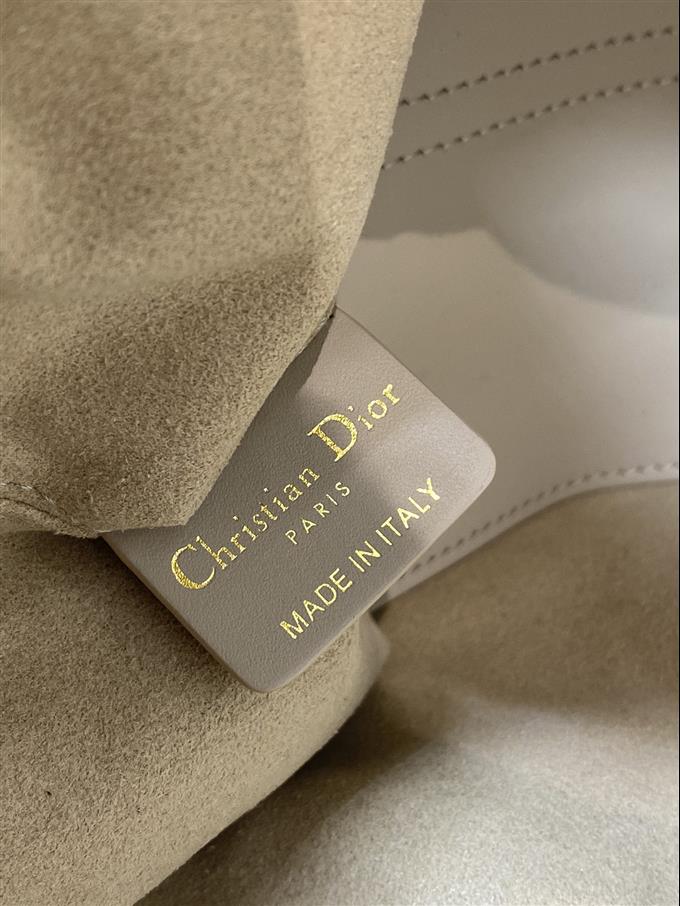 2025228Y800P212641125