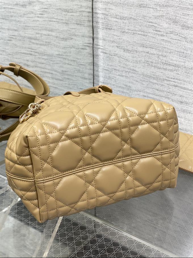 2025228Y800P212641375