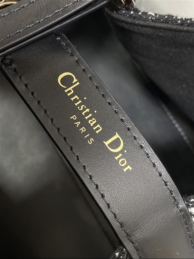 2025228Y800P212653154