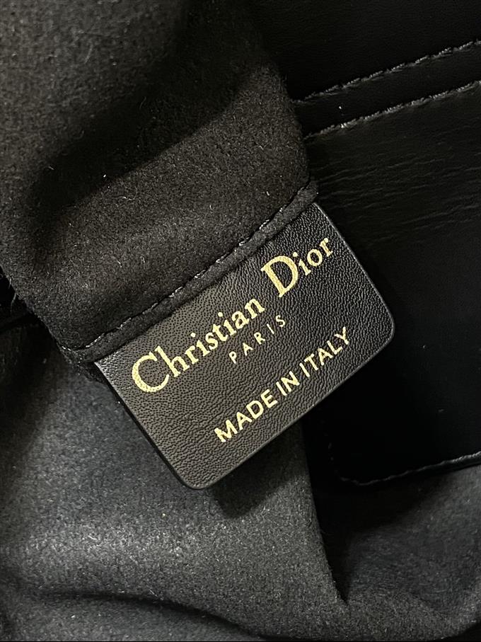 2025228Y800P212653233