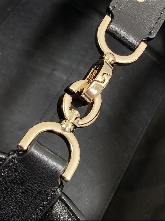 2025228Y800P212653311