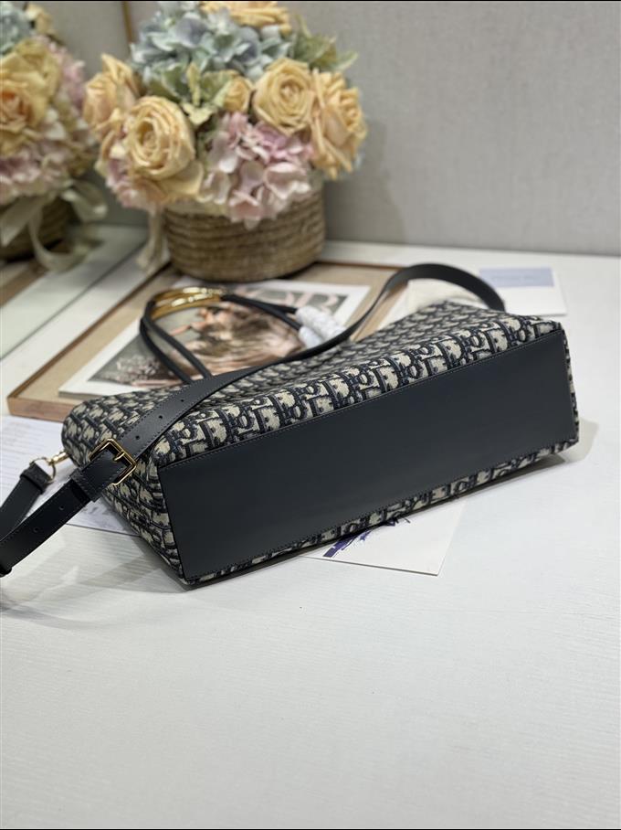 2025228Y800P212654318