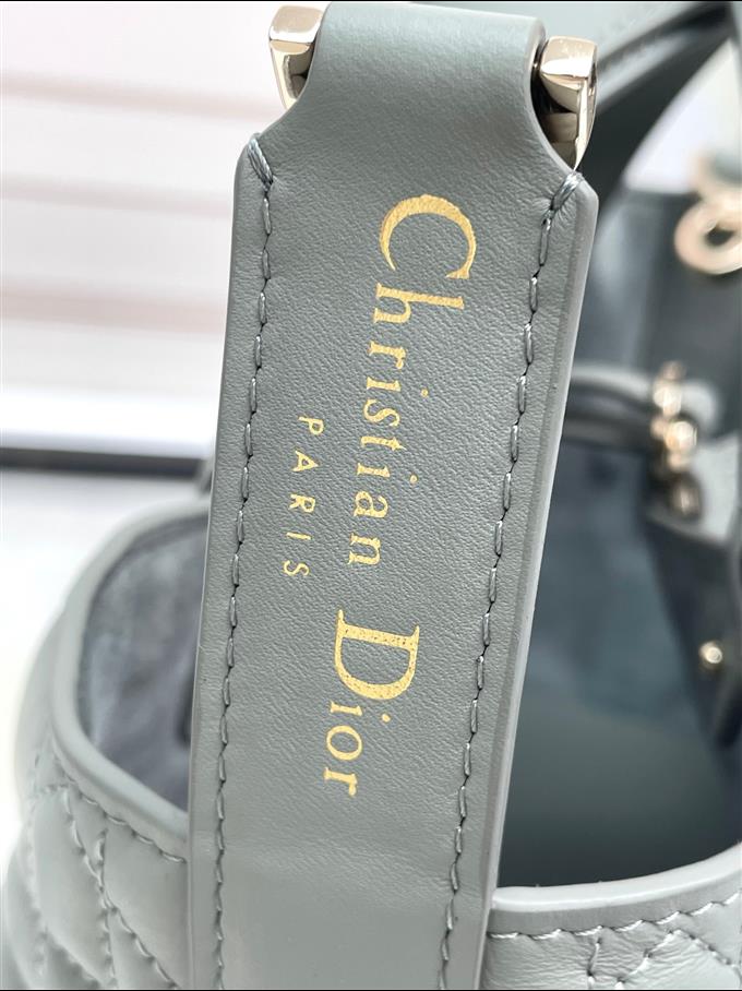 2025228Y800P212656510