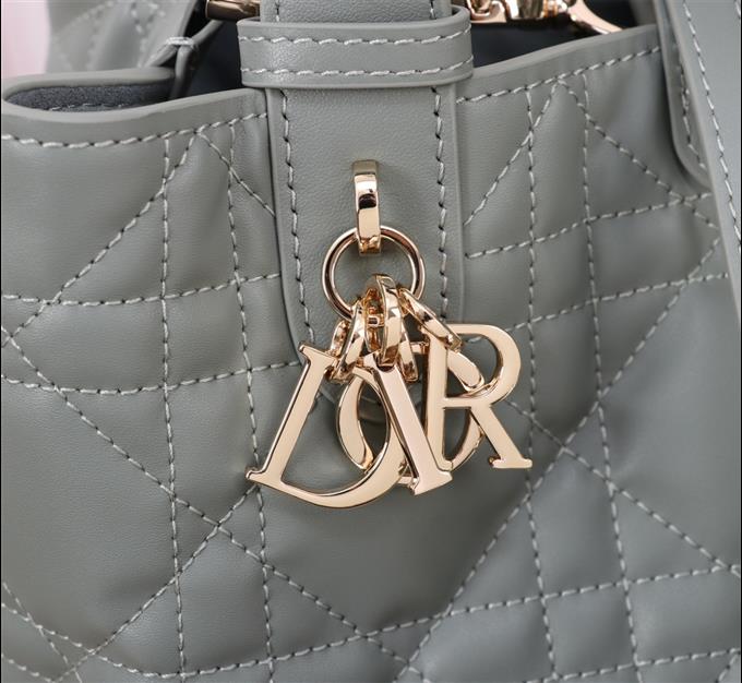 2025228Y800P212657119