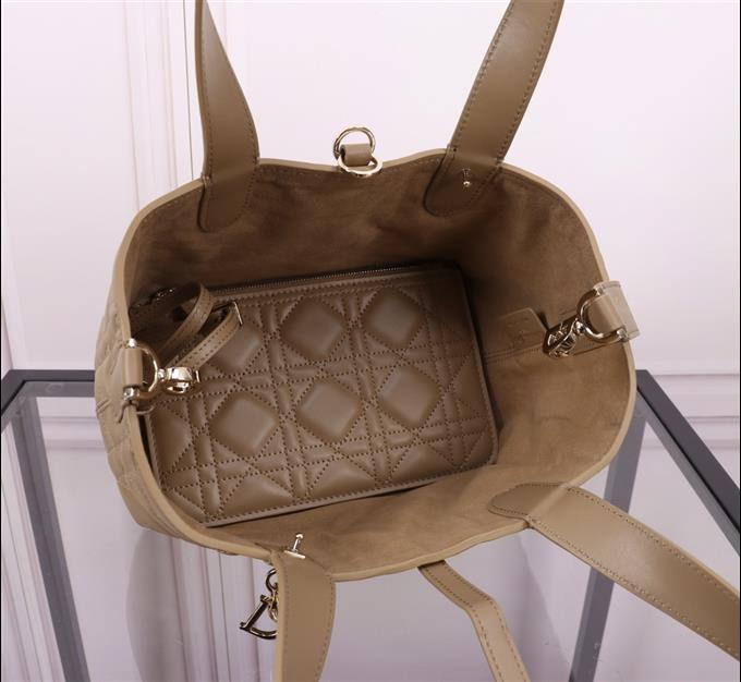 2025228Y800P21265787