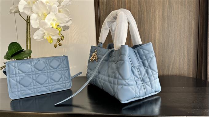 2025228Y800P212658533