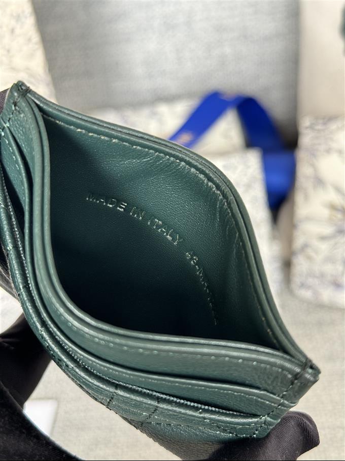 2025228Y180P203538472