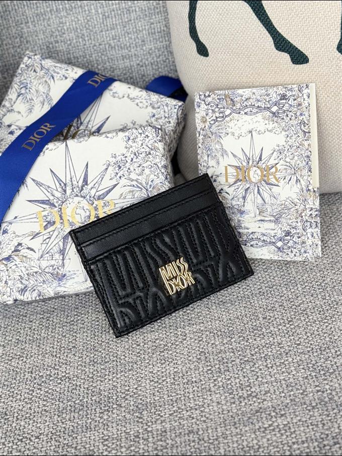 2025228Y180P203538801