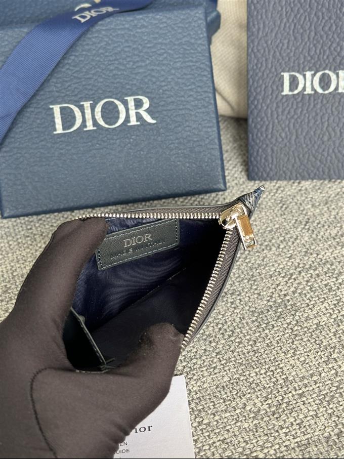 2025228Y200P20373228